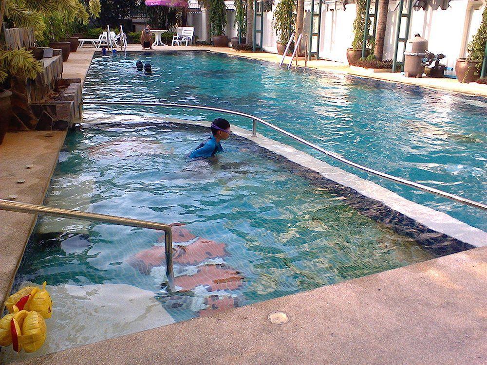 Baanklang Huahin Hotel Exterior foto